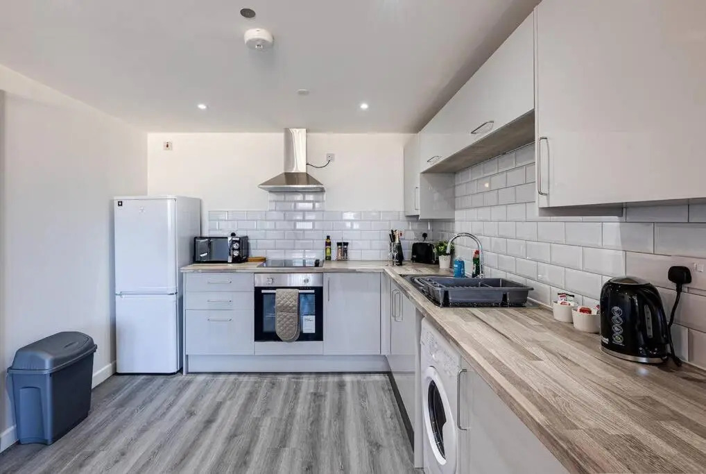 Entire 1 Bed Apt in the Centre of Stockport