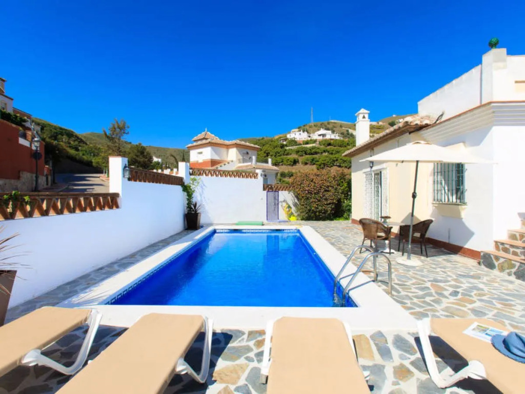 Nerja Villas Tamango Hill Silhouse