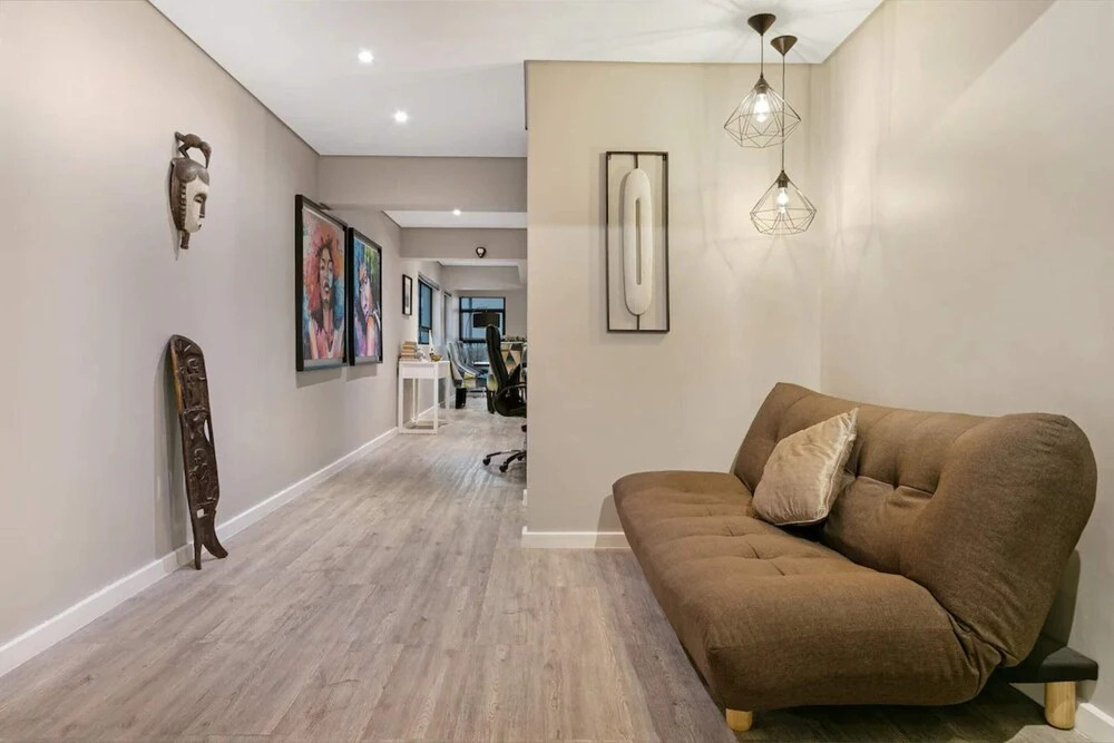2 BD Penthouse in the Heart of the Mother City