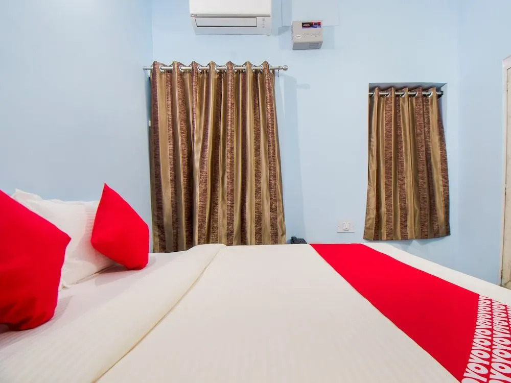 OYO 28156 Adam's Bridge International Hotel