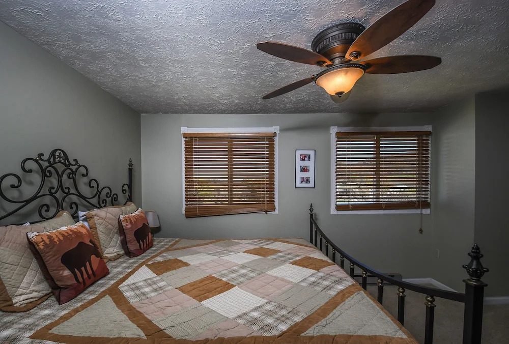 Ski Harbor 3 Bedroom Townhome #02
