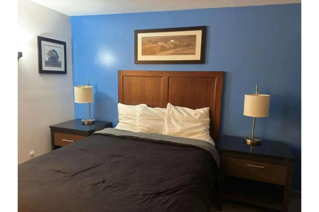Midtown Motel Burlington Near Hwy 34