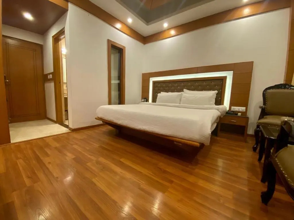 Hotel Highland By DLS Hotels