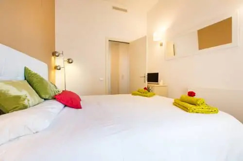 Stay Barcelona Gotico Apartments