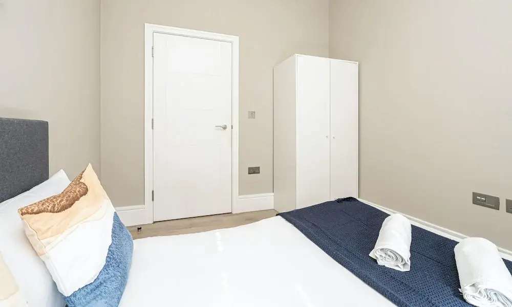 Superb Apartments opposite Edgware Road Station