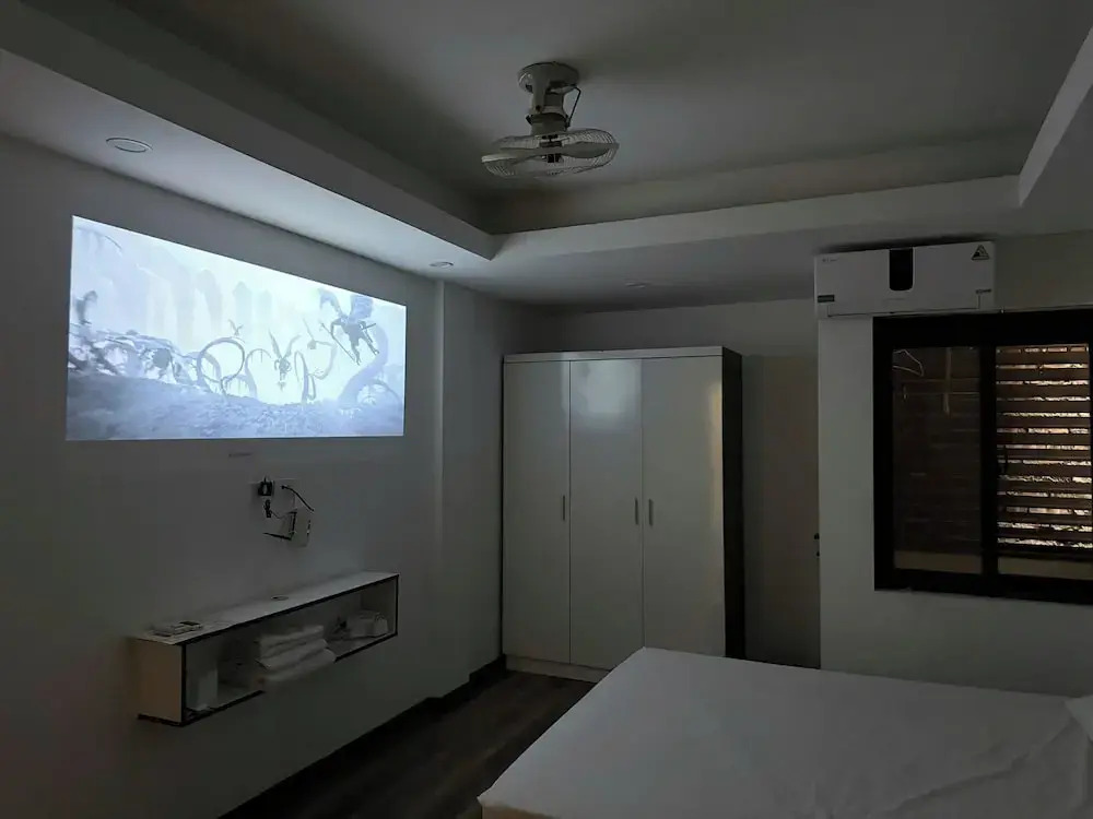 Era Apartment Ha Yen Quyet