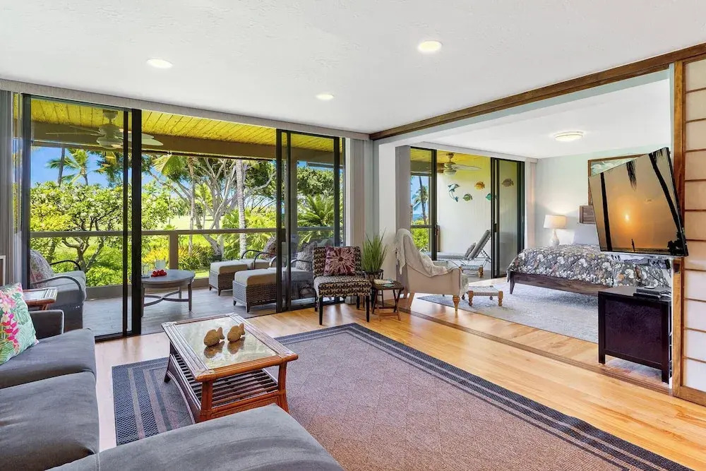 Plan Your Hawaii Vacay at Grace's Oasis!