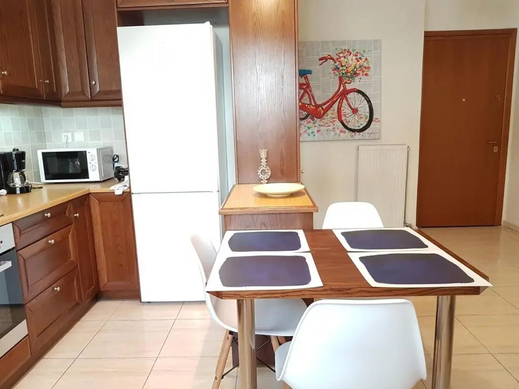 Errathens Zephyr Apartment - Athens Center, 3 Bd, 1 Bath