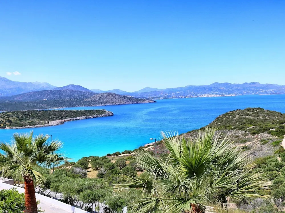 Modern Apartment in Agios Nikolaos Near Sea