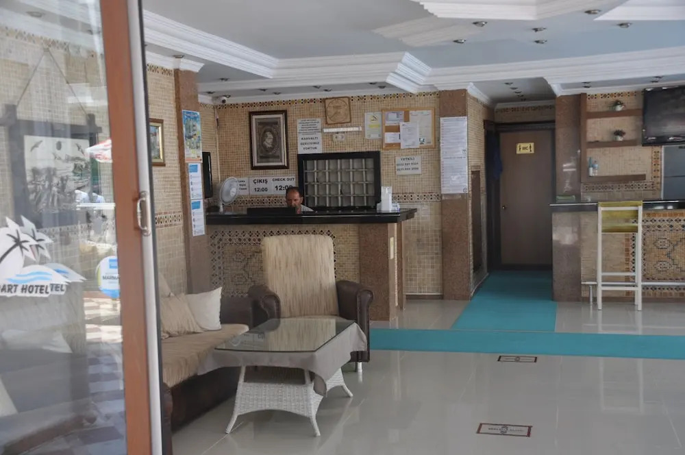 Basil's Apart Hotel