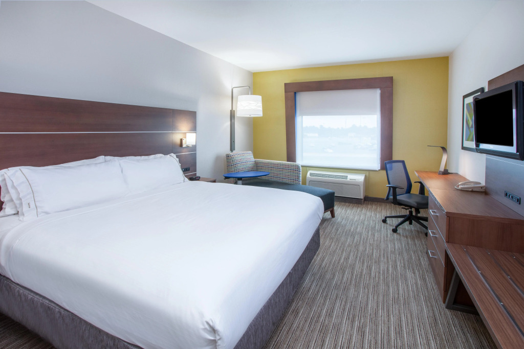 Holiday Inn Express & Suites Texarkana by IHG