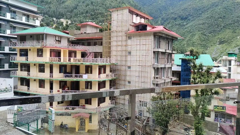 Hotel Classic Hills Bhagsunag Luxury Stay #Best Hotel in Mcleodganj #Mountain View Balcony Rooms #Spacious Parking #Prime Location in Dharamshala #Near Bhagsunag Waterfall #Top Selling Property in Mcleodganj