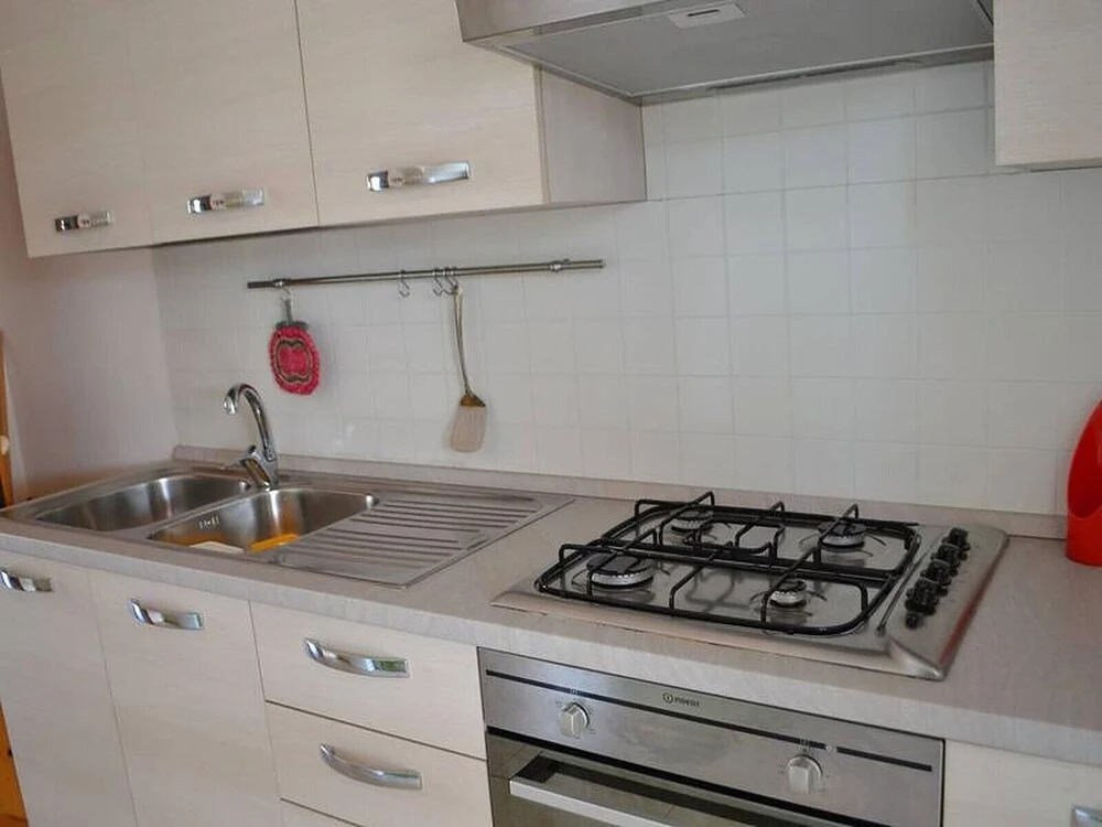 Cosy Apartment Near The Beach With Patio Balcony Pets Allowed Parking