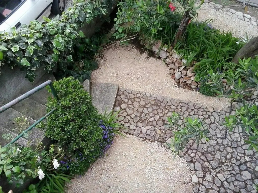 Apartments Leut