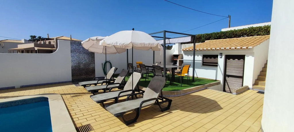Villa Cristina 17 - Pool & 10 min walk from beach