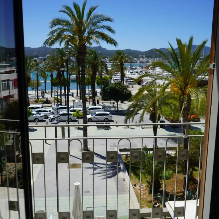 Hotel Portmany