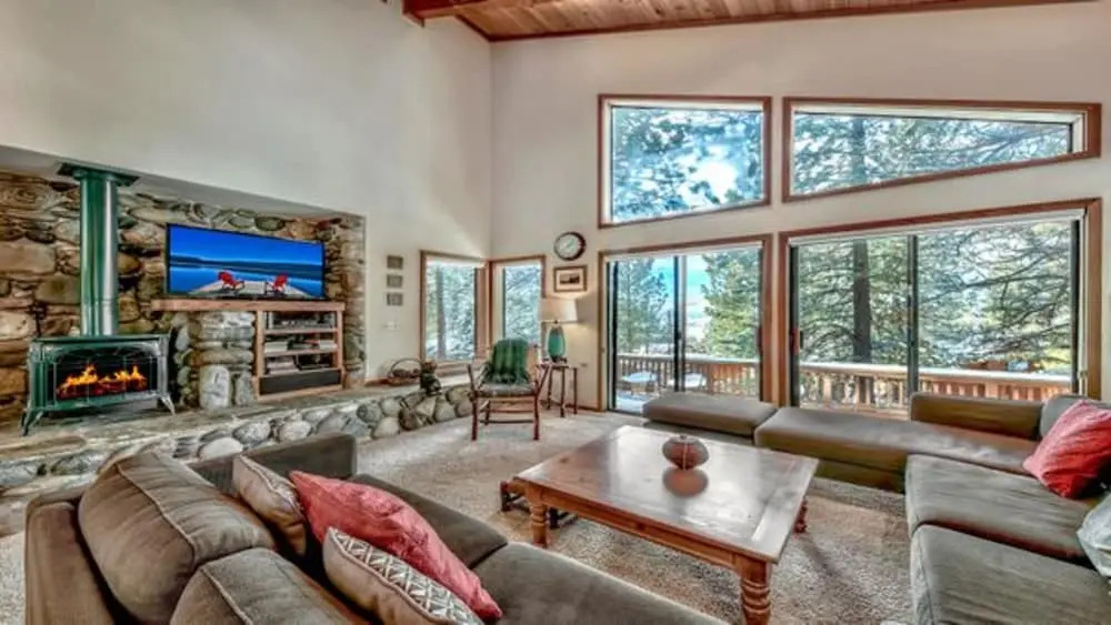 Your Roomy Northstar Retreat Awaits by RedAwning