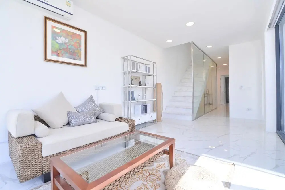 Villa with Shared Pool in Central Pattaya - Palmc17