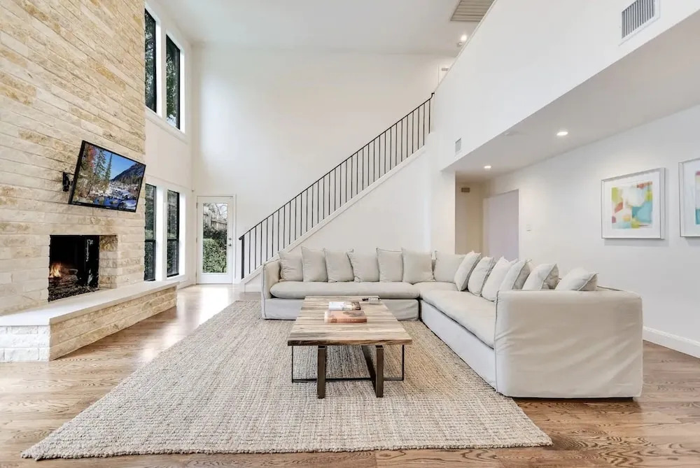 The Authentic Brickwood Retreat 4 Bedroom Home