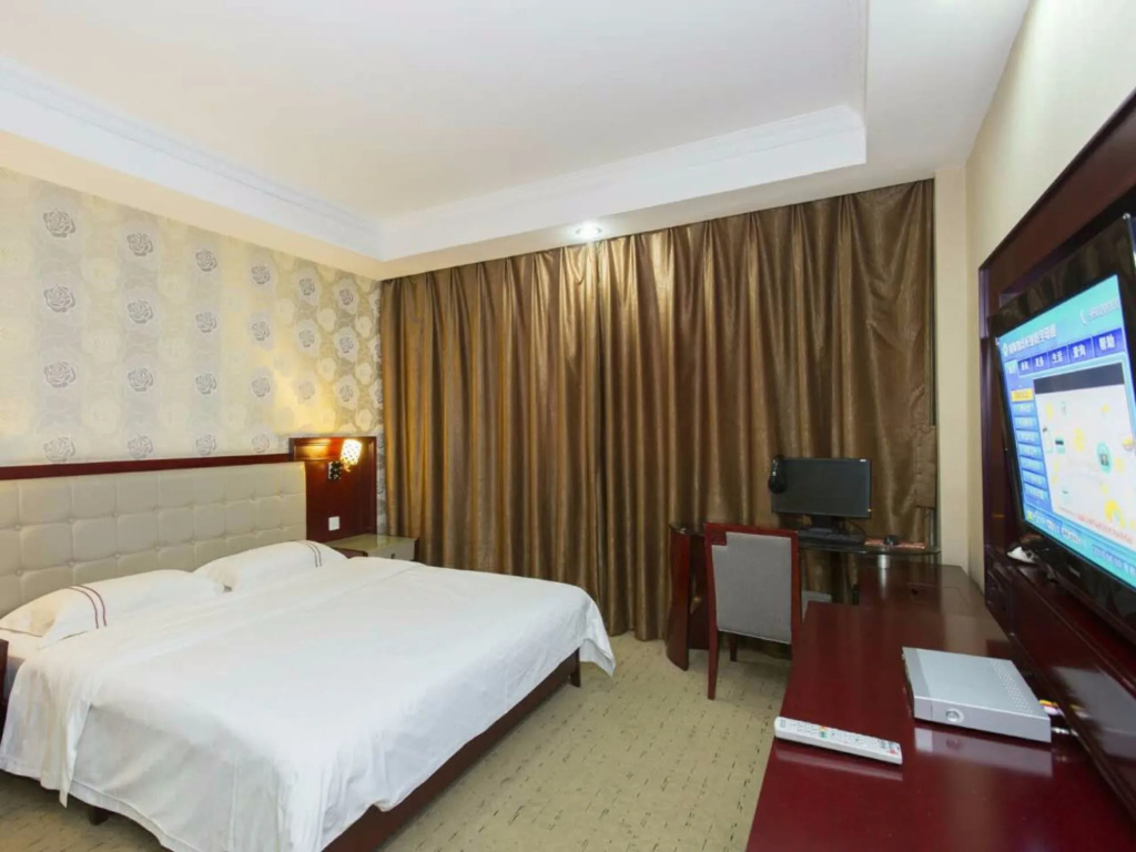 Kaiserdom Hotel China Plaza