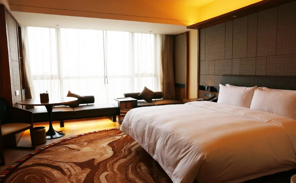 Howard Johnson Hot Spring Resort Anshun