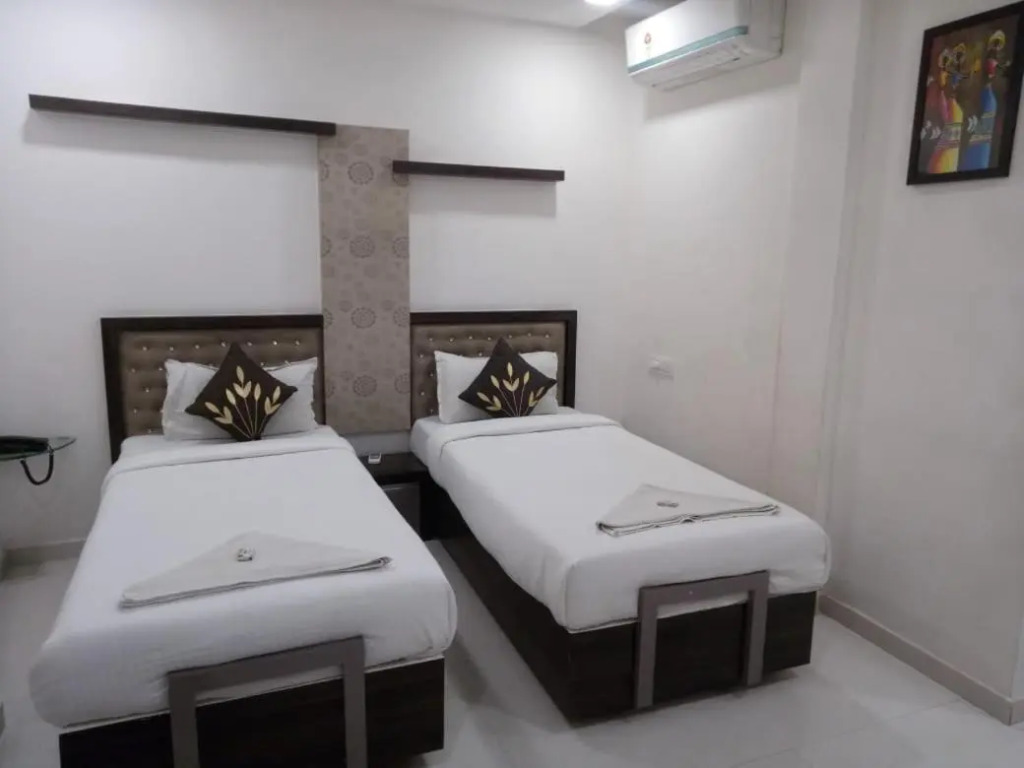 Hotel Park Residency