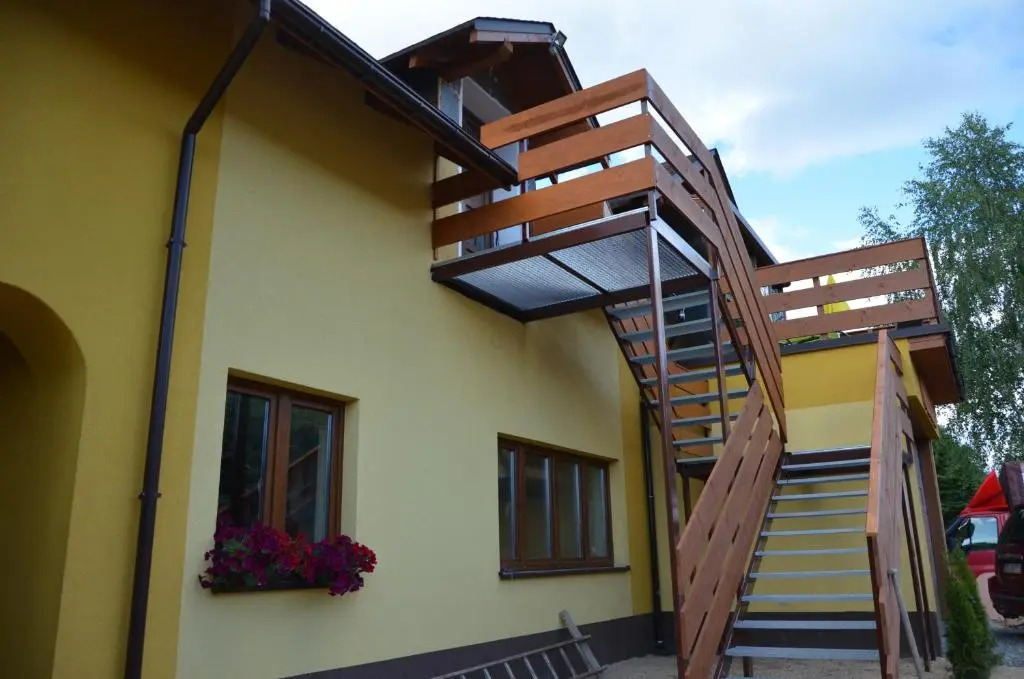 Wieczorek Pokoje Gościnne Całoroczne jacuzzi ogrodowe
