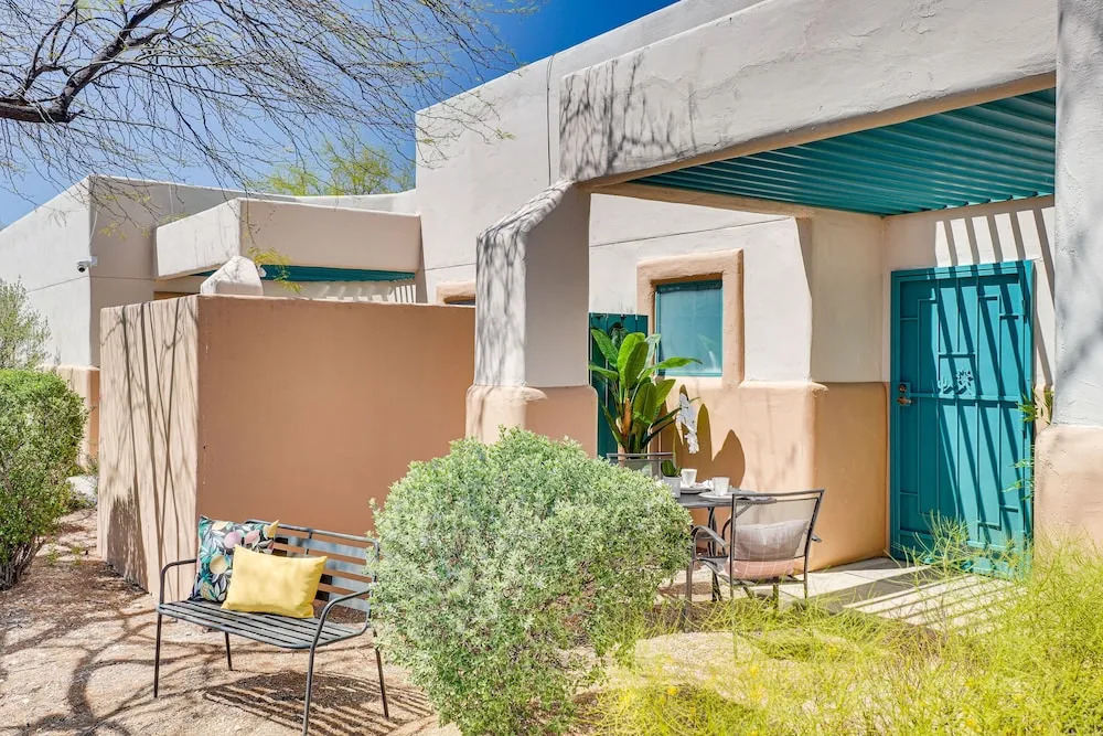 Tucson Studio w/ Golf Course & Tennis Access!