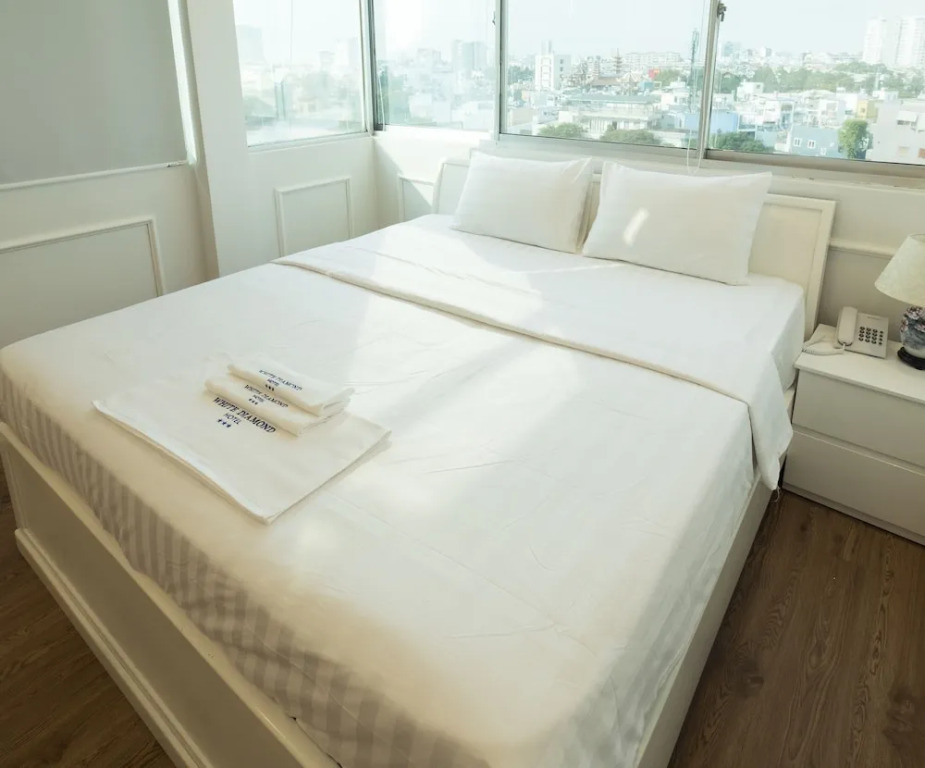 White Diamond PN Hotel