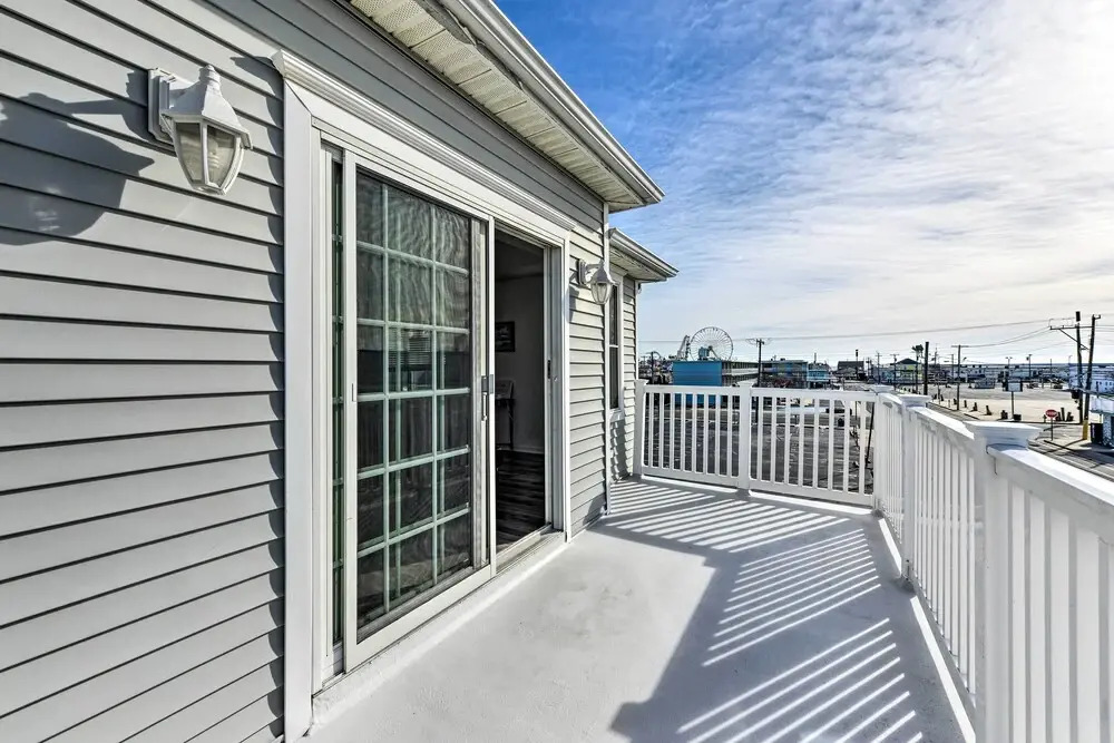 Wildwood Condo: Walk to Beach + Water Parks!