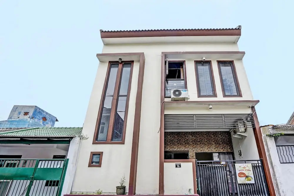 Hotel O Sunlo Cozy Home Family Homestay Syariah