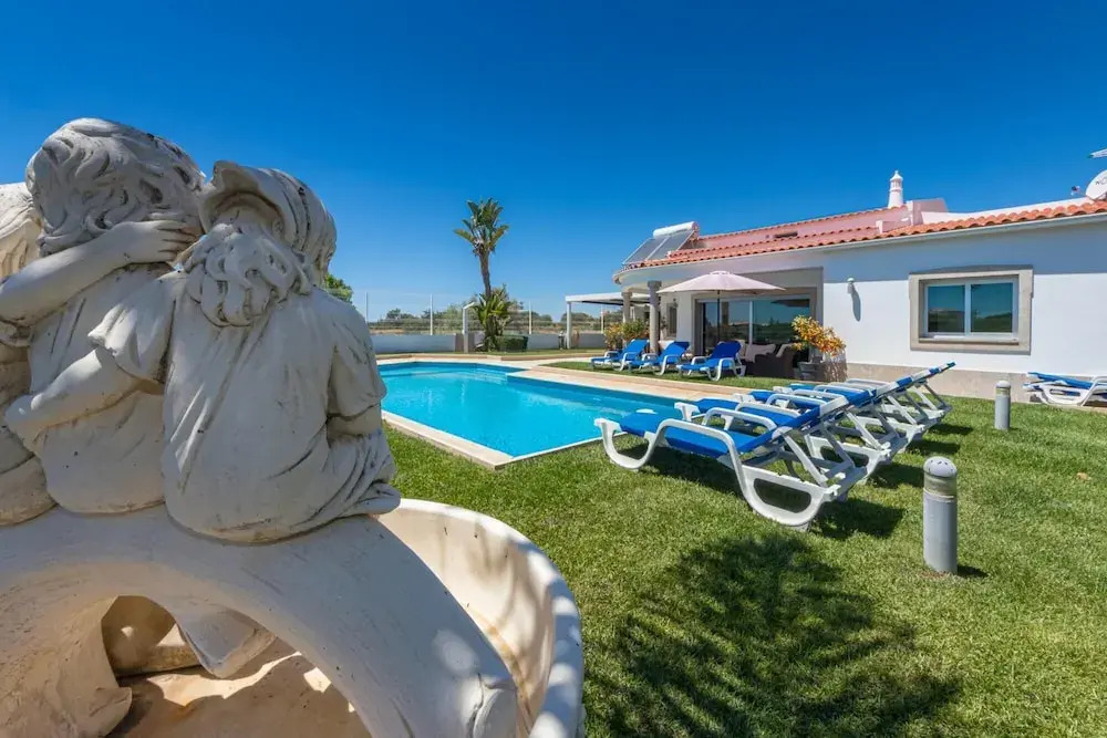 Maria in Albufeira With 6 Bedrooms and 5 Bathrooms