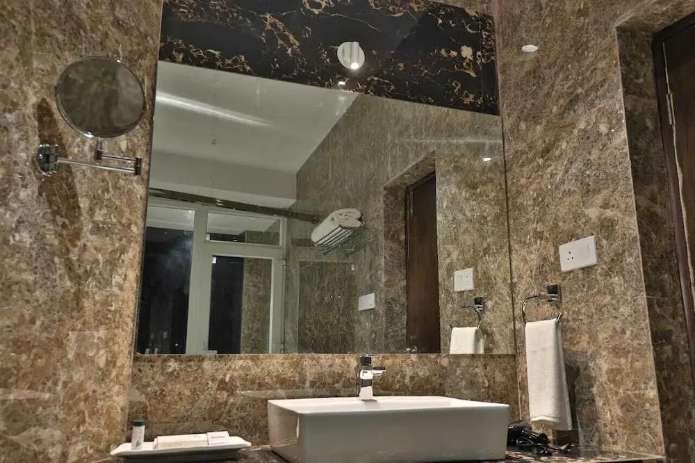 Swarnagarh Nature Retreat and Spa