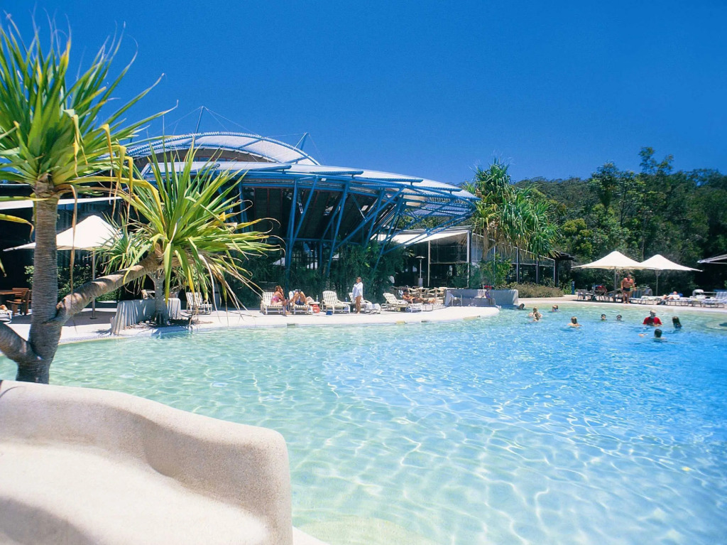 Kingfisher Bay Resort
