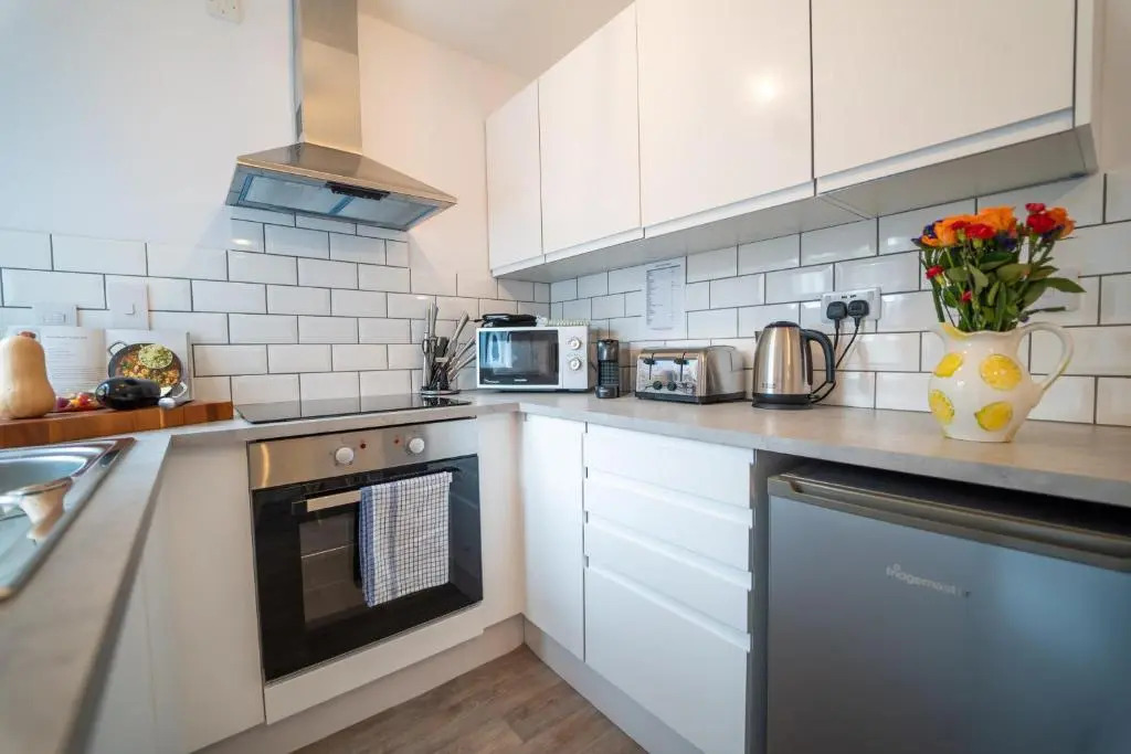 River View Home - 2 bed