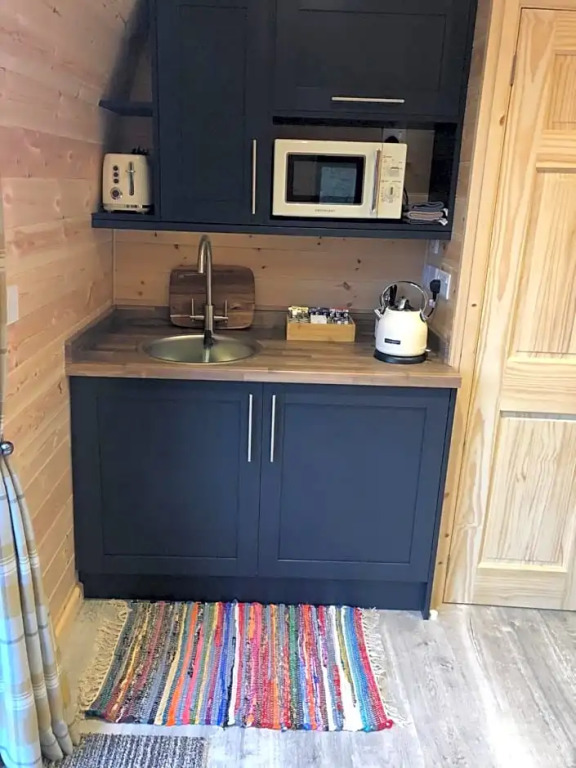Oak Lodge Pods