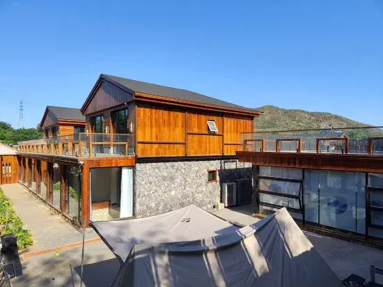 Banpo Mulan Private Hot Spring Courtyard Holiday Homestay (Badaling Great Wall Branch)