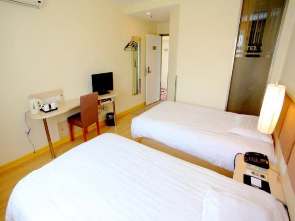 Motel 168 Nanjing Da Guang Road Inn