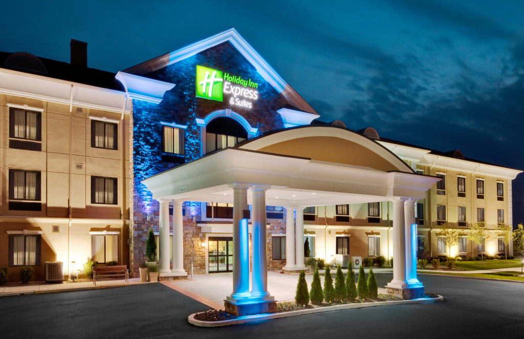 Holiday Inn Express Hotel & Suites Warminster-Horsham by IHG