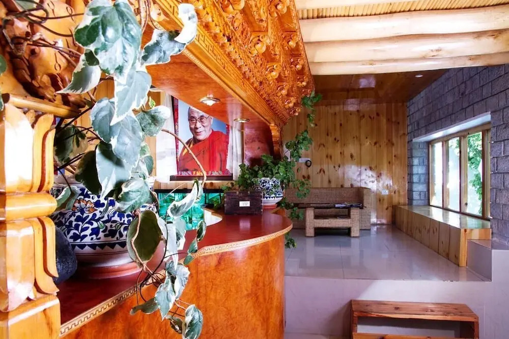 Cho Palace