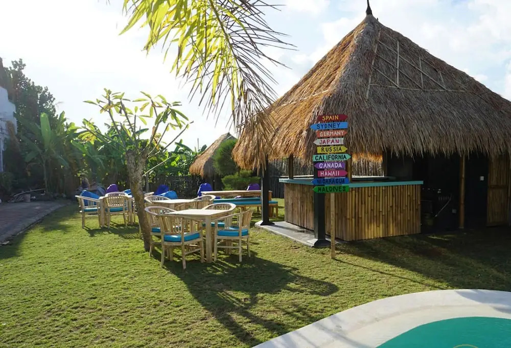 Monkey Surfcamp Bali Guesthouse