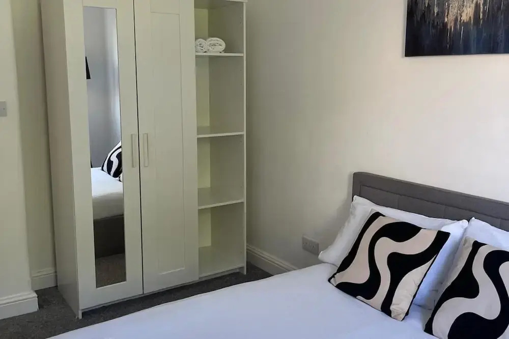 Privategarden- Freeparking- wd- 2br- Wifi