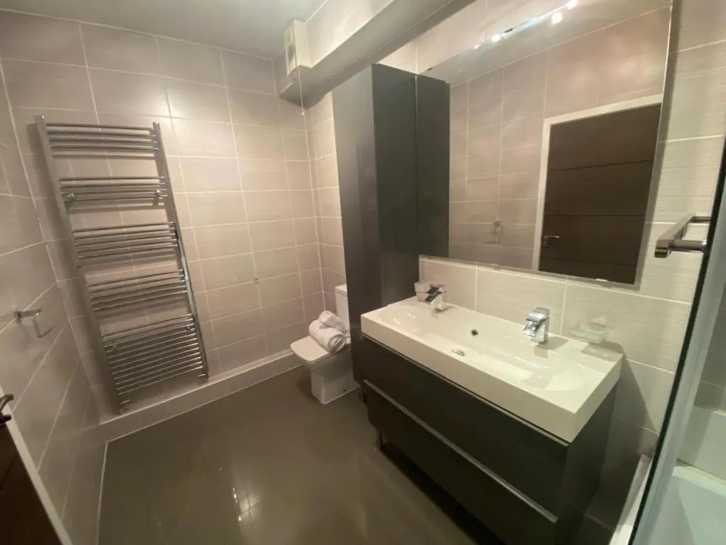 Merve Apartments
