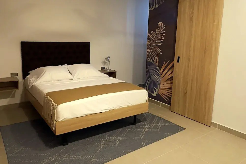 Star AV 37 HOTEL