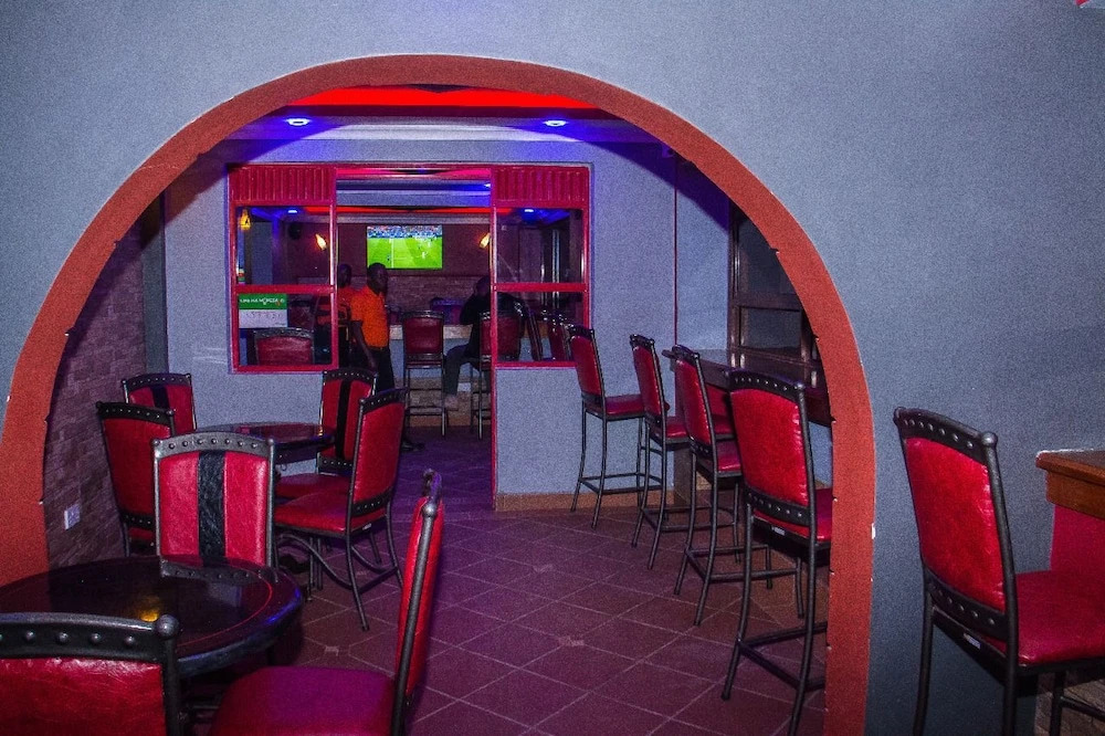 Hotel Enkeleshe