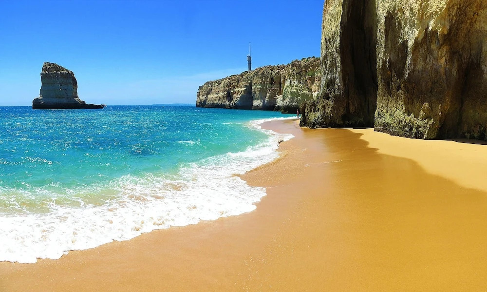 Villa With 4 Bedrooms in Carvoeiro, With Wonderful Mountain View, Priv