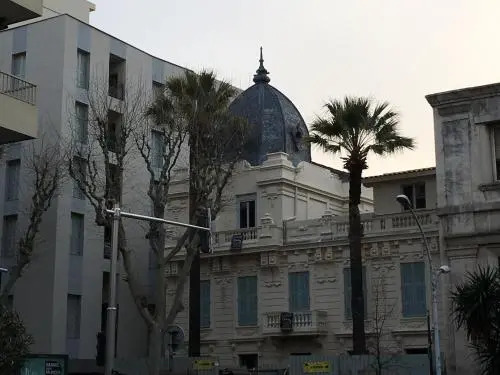 Le Cedre Bleu