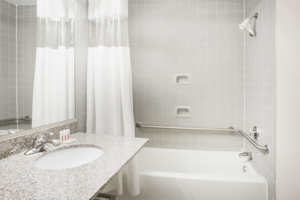 Ramada by Wyndham Wytheville