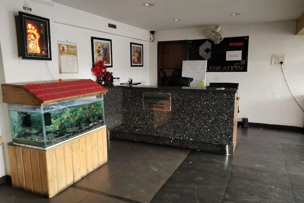 OYO 27737 Hotel Celebration