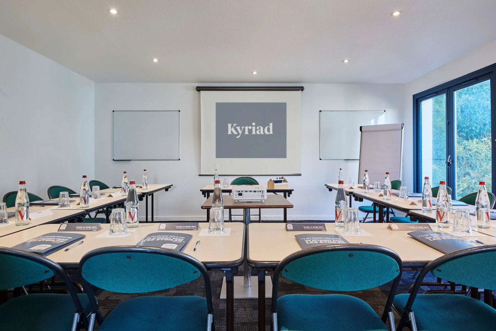 Kyriad Brie-Comte-Robert